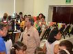 Alumnos y sus familiares disfrutan de la exposicion Bosques de ensueño como fin de ciclo 2012-13 del taller de pintura Creando Artistas en el hotel Camino Real, Veracruz