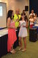 La Mtra. de Pintura Rocio Aguilera hace entrega del diploma a una de las alumnas del Taller de Pintura Creando Artistas como fin de ciclo 2012-13 en el Hotel Camino Real, Veracruz